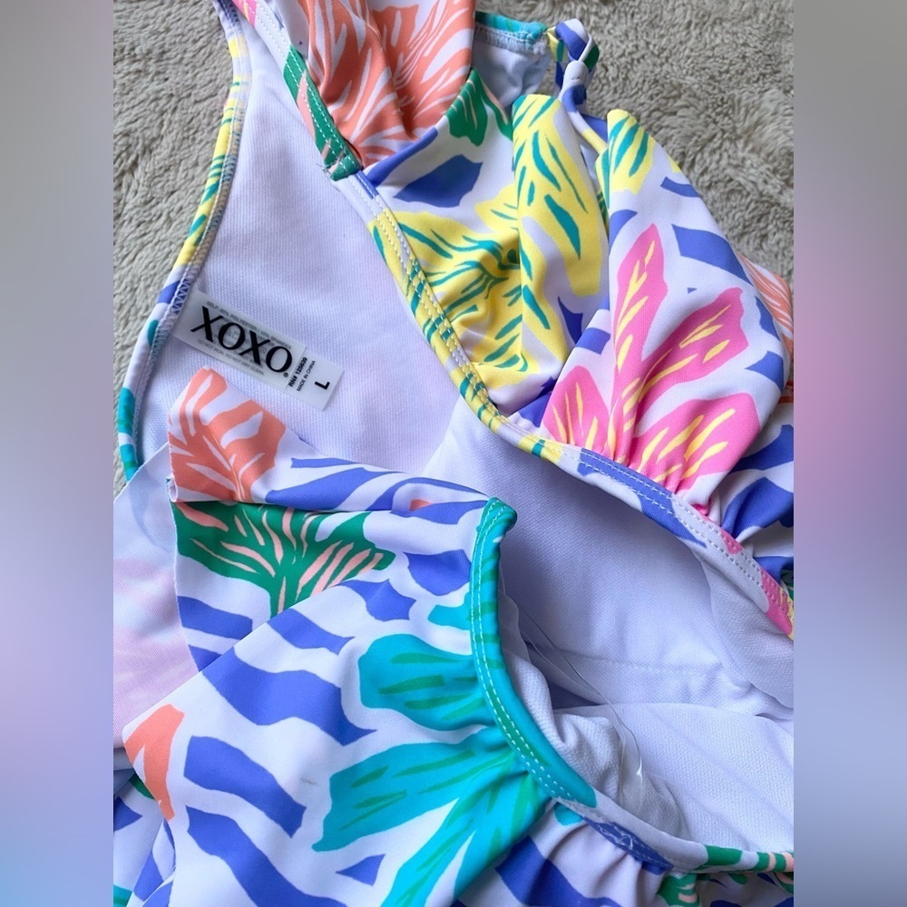 XOXO One Piece Tropical Bathing Suit 🏝️ - Picture 7 of 10